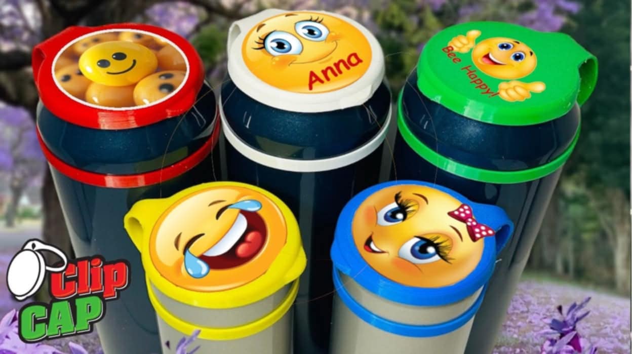 Innovatív magyarkupakok emojikkal